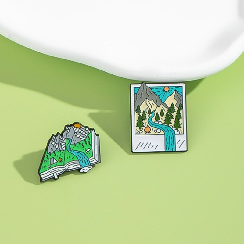 Pin Enamel Bertema Petualangan - Outdoor Adventure Friends ulasan dan harga