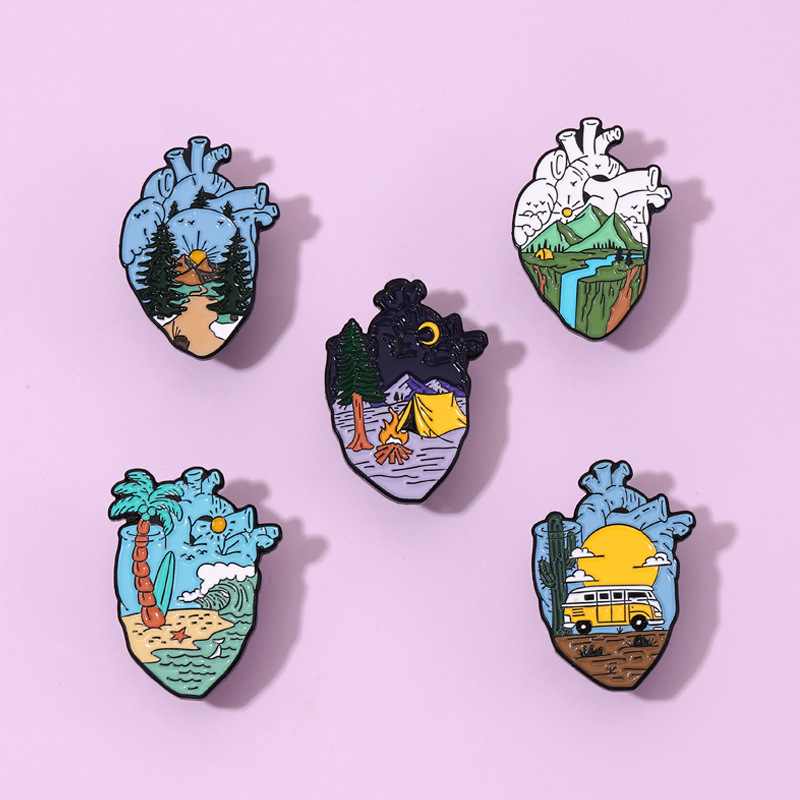 Pin Enamel Hati Petualang, Bro - Outdoor Adventure Friends ulasan dan harga