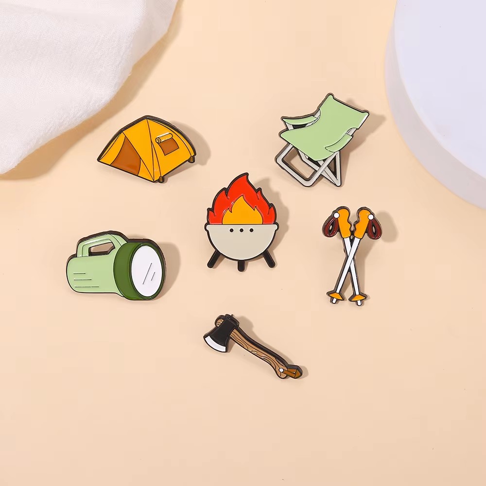 Pin Enamel petualangan luar ru - Outdoor Adventure Friends ulasan dan harga